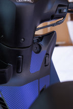 ADESIVO PROTETOR DA BIZ 2025 - FIBRA AZUL FOSCO - PA