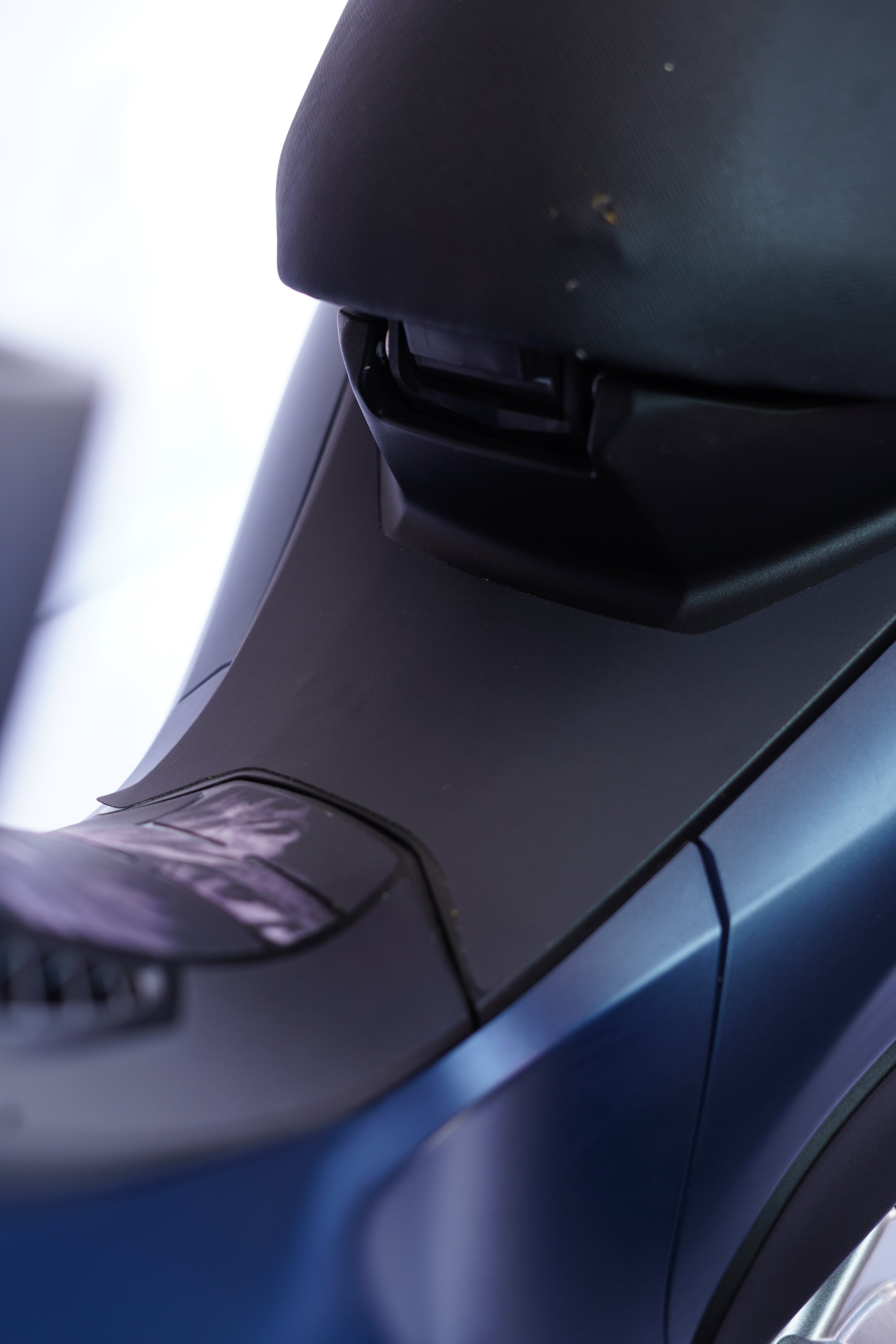 ADESIVO PROTETOR DA BIZ 2025 - LEÃO FÉ FOSCO - PA