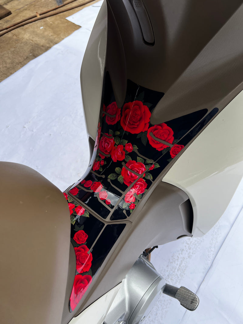 ADESIVO PROTETOR DA BIZ  COMPLETO ROSA FLOR - 2018 A 2024 (LEIAM A DESCRIÇÃO)