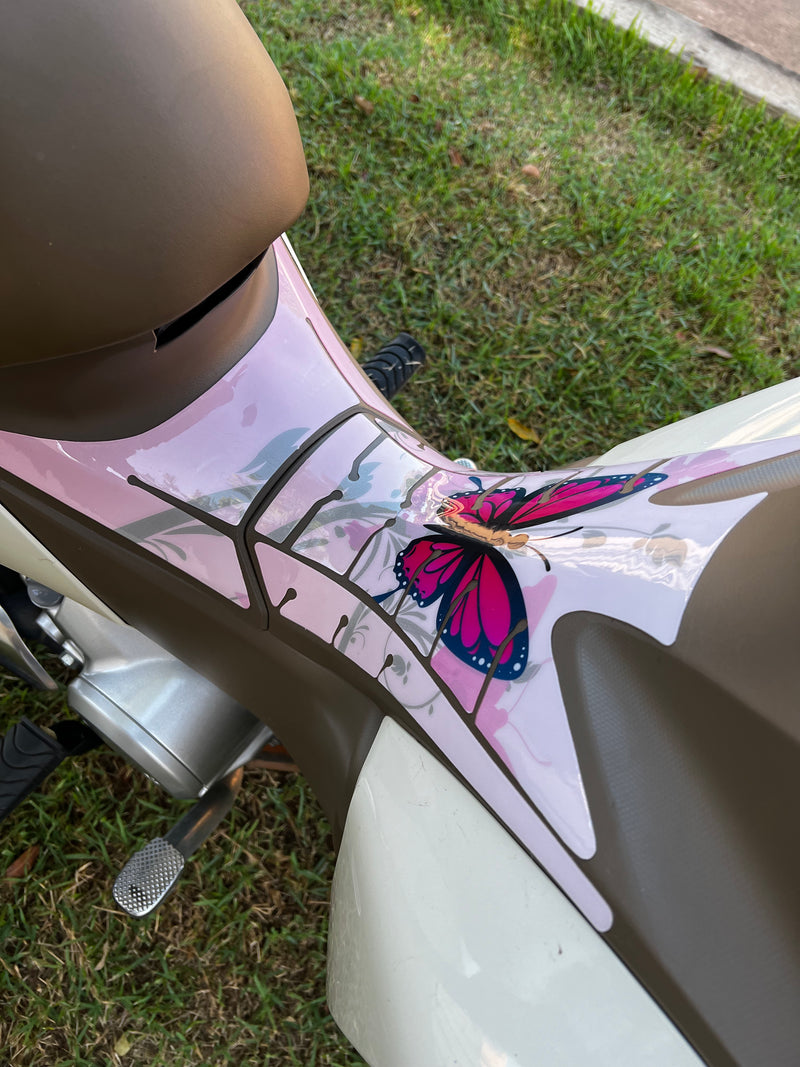 ADESIVO PROTETOR DA BIZ COMPLETO BORBOLETA ROSA - 2018 A 2024 (LEIAM A DESCRIÇÃO)