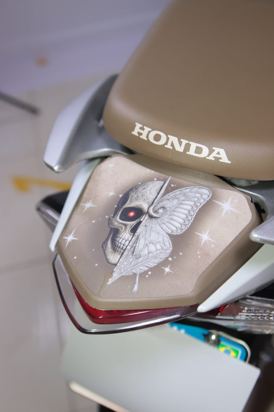 KIT ADESIVO PROTETOR PREMIUM BIZ 2025 A 2027 - KVRA BEGE