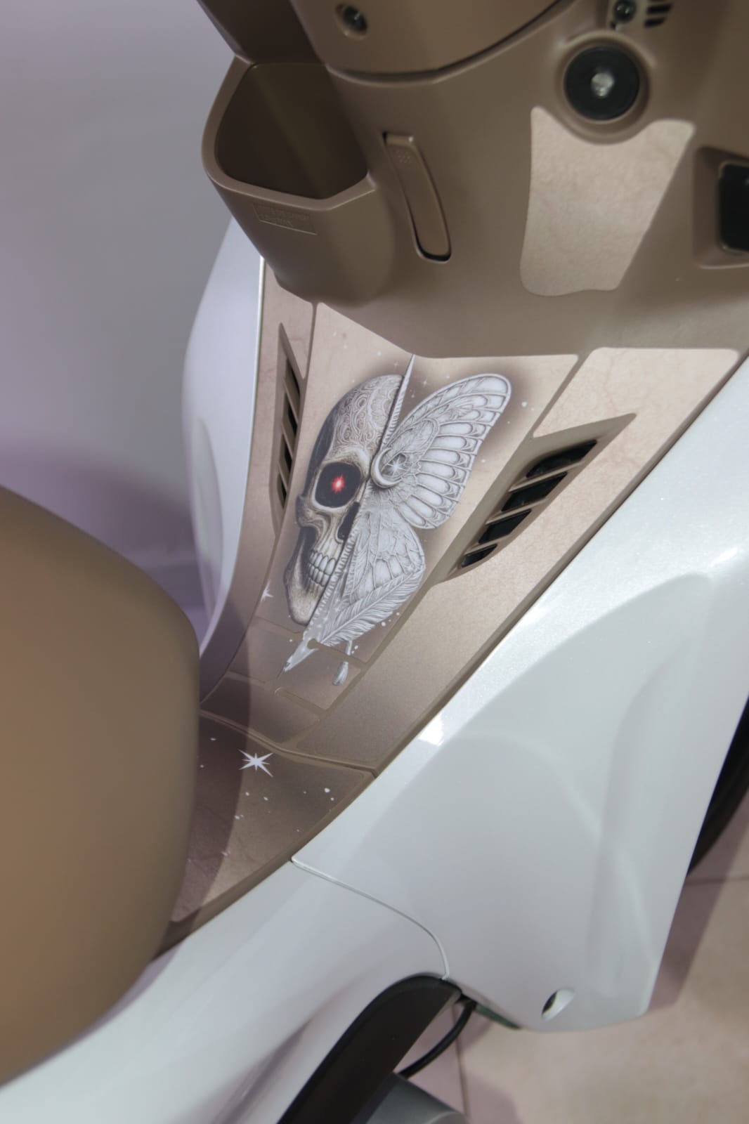 KIT ADESIVO PROTETOR PREMIUM BIZ 2025 A 2027 - KVRA BEGE