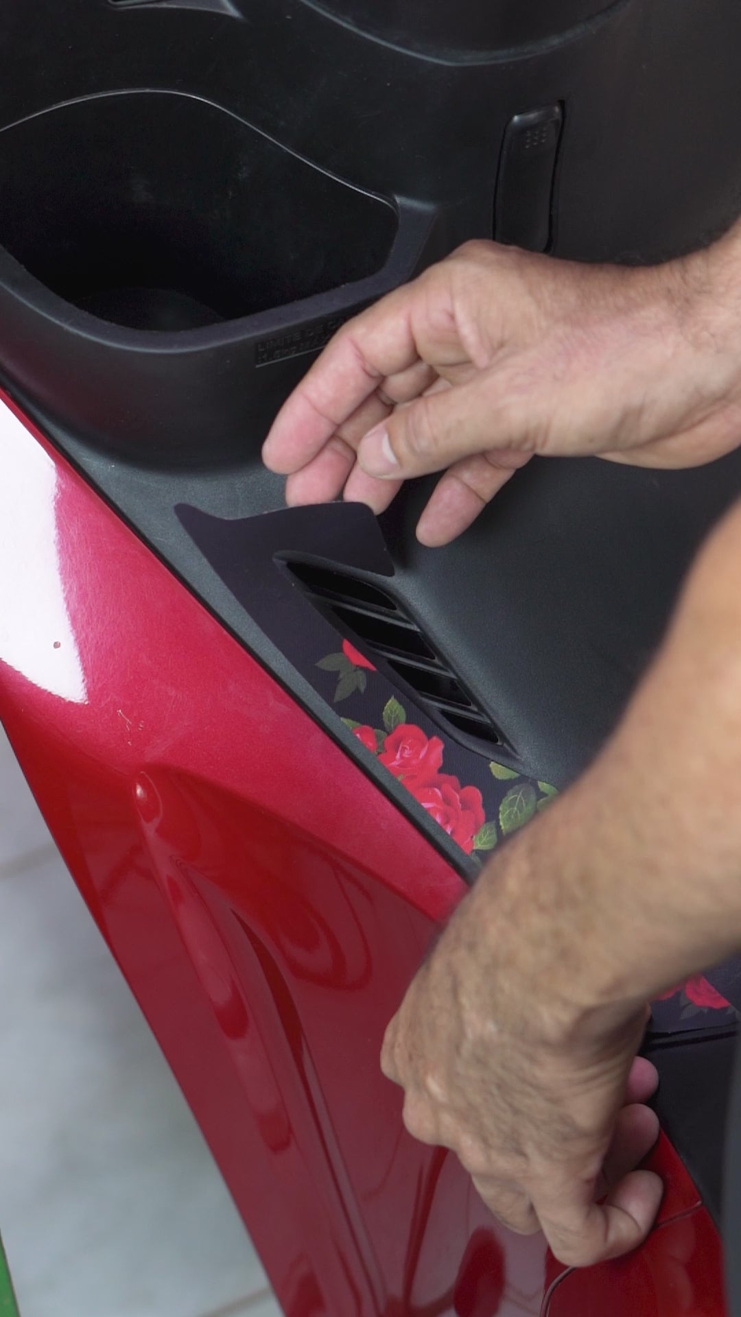 ADESIVO PROTETOR DA BIZ 2025 - ROSA FLOR FOSCO - PA